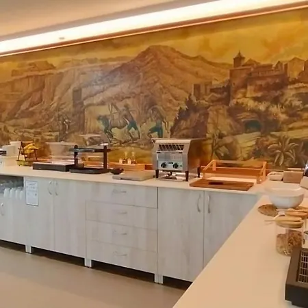 雪绒花酒店 酒店