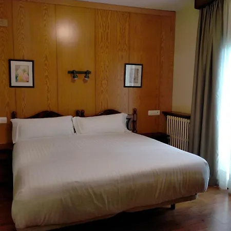 Edelweiss 2* Torla