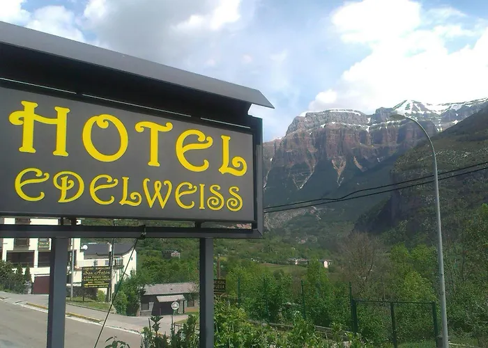 Edelweiss Hotel Torla